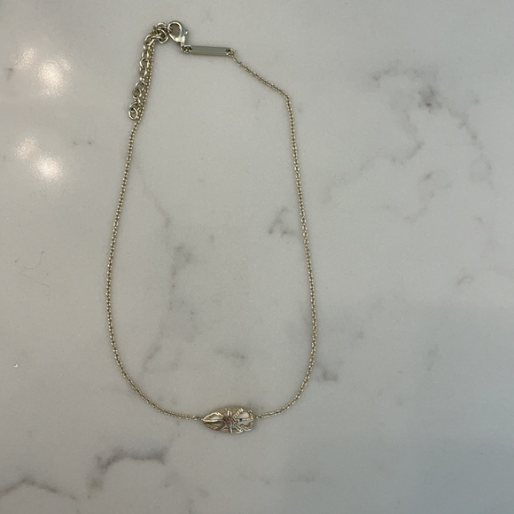 Kendra Scott Arrow Necklace with Pearl stone - Picture 4 of 4